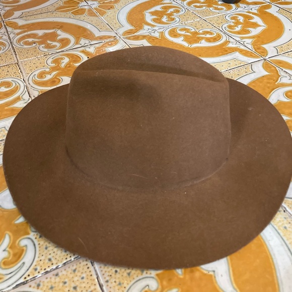 Felt Cowboy Hat - Picture 3 of 4